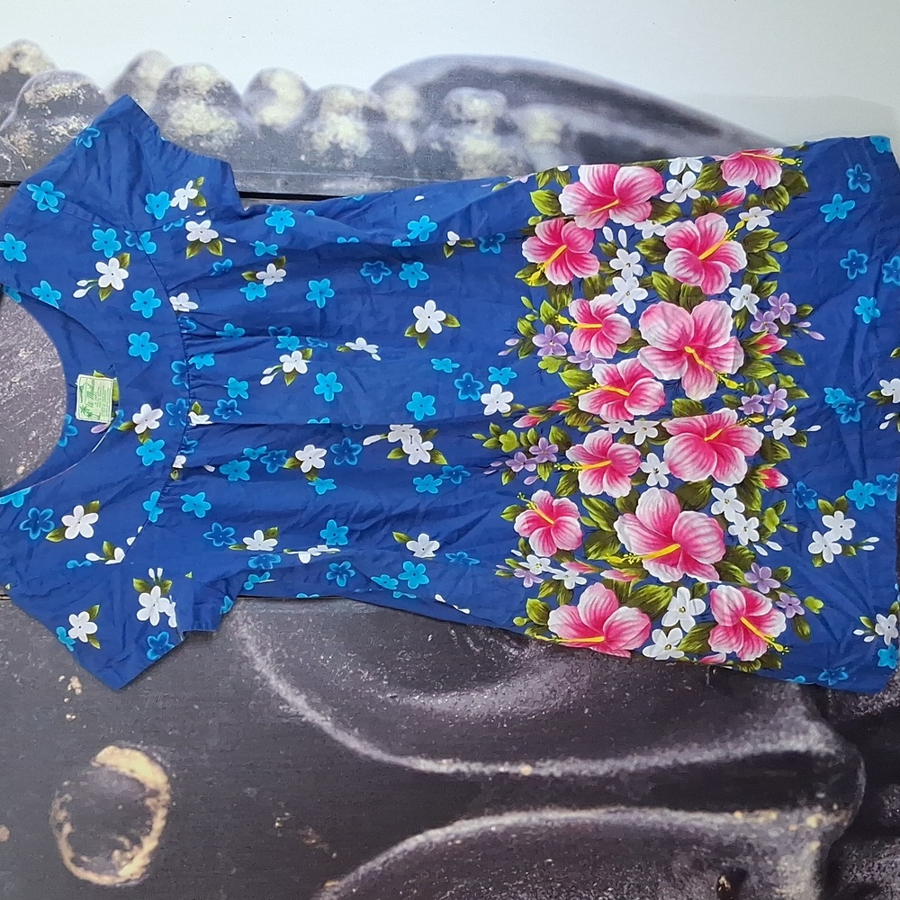 Vintage 60's Ui-Maikai Blue Hawaiian Floral Cotton Dress.